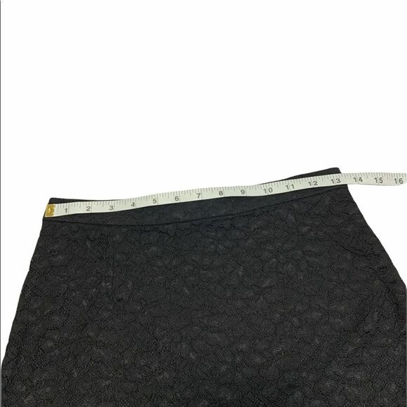 𝅺aritzia Babaton Lace Crop top long slv / Skirt Set - Picture 14 of 16